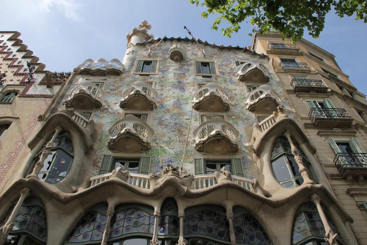 Muntanya - Apartments In Sagrada Familia Барселона Экстерьер фото