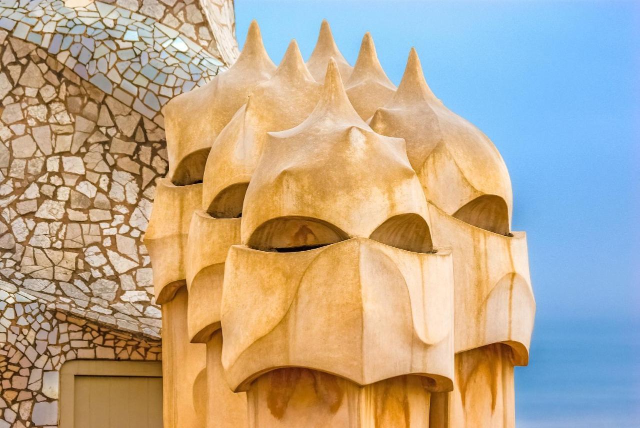 Muntanya - Apartments In Sagrada Familia Барселона Экстерьер фото