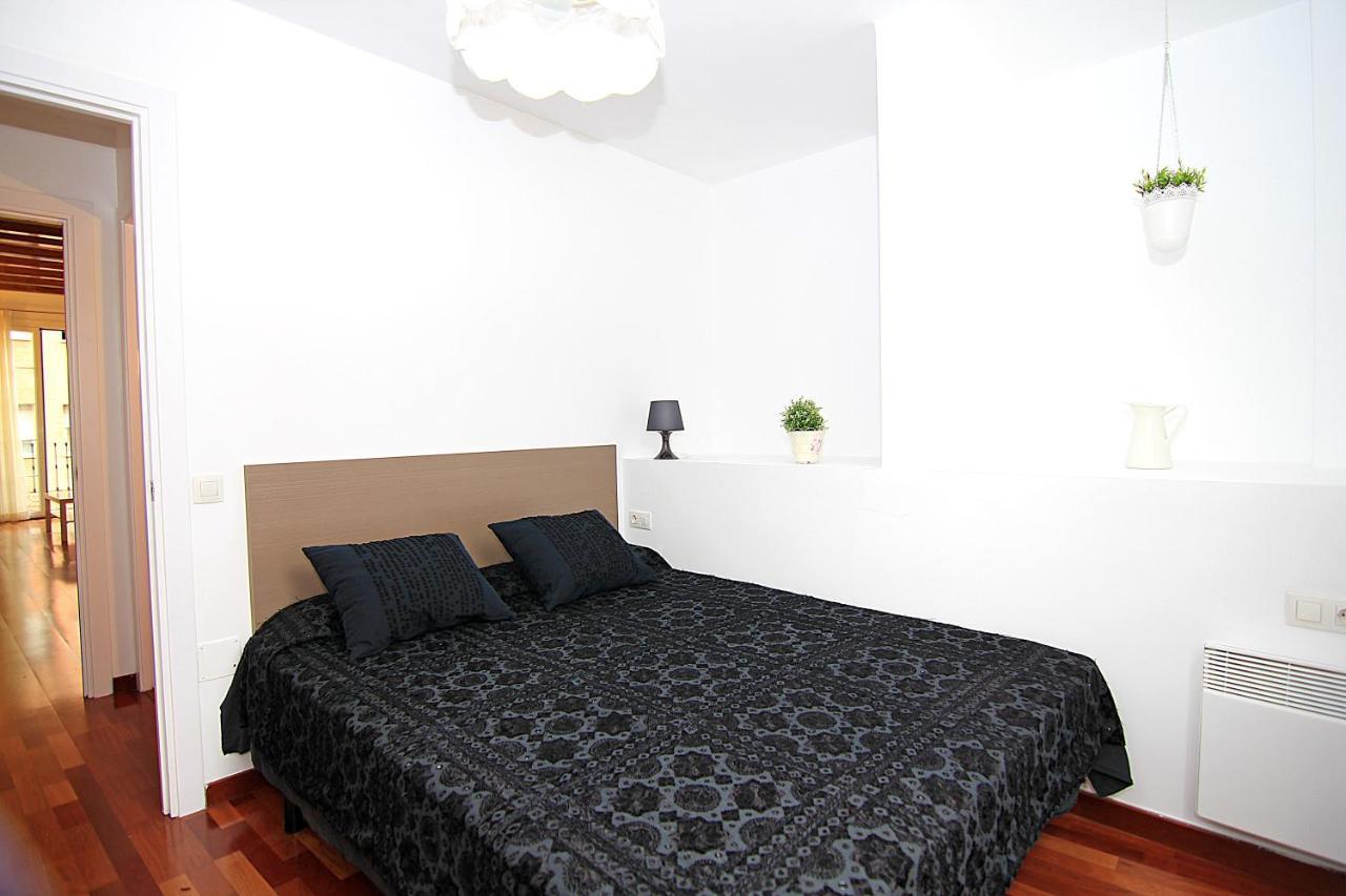 Muntanya - Apartments In Sagrada Familia Барселона Экстерьер фото